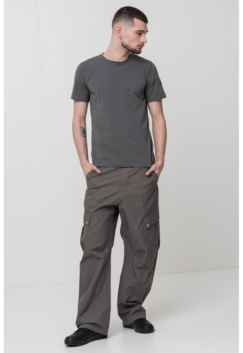 Tricou uni cu decolteu la baza gatului - Kaki