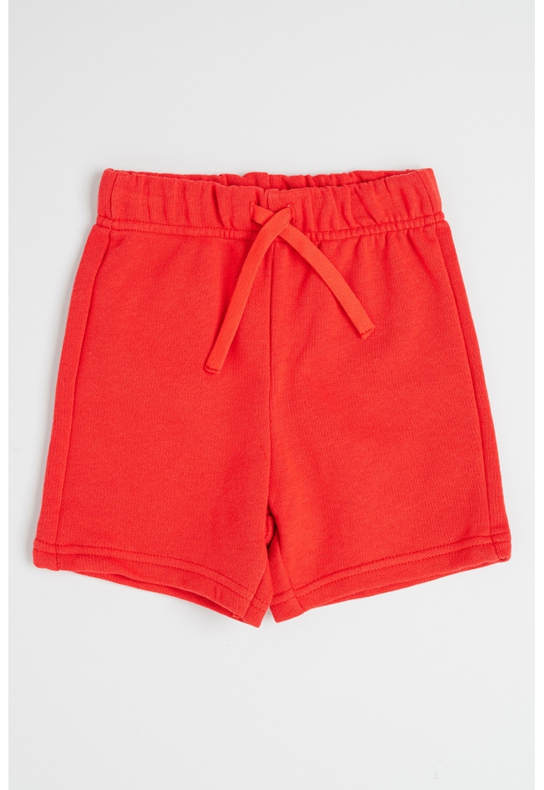 Pantaloni scurti cu buzunar aplicat pe partea din spate - Rosu