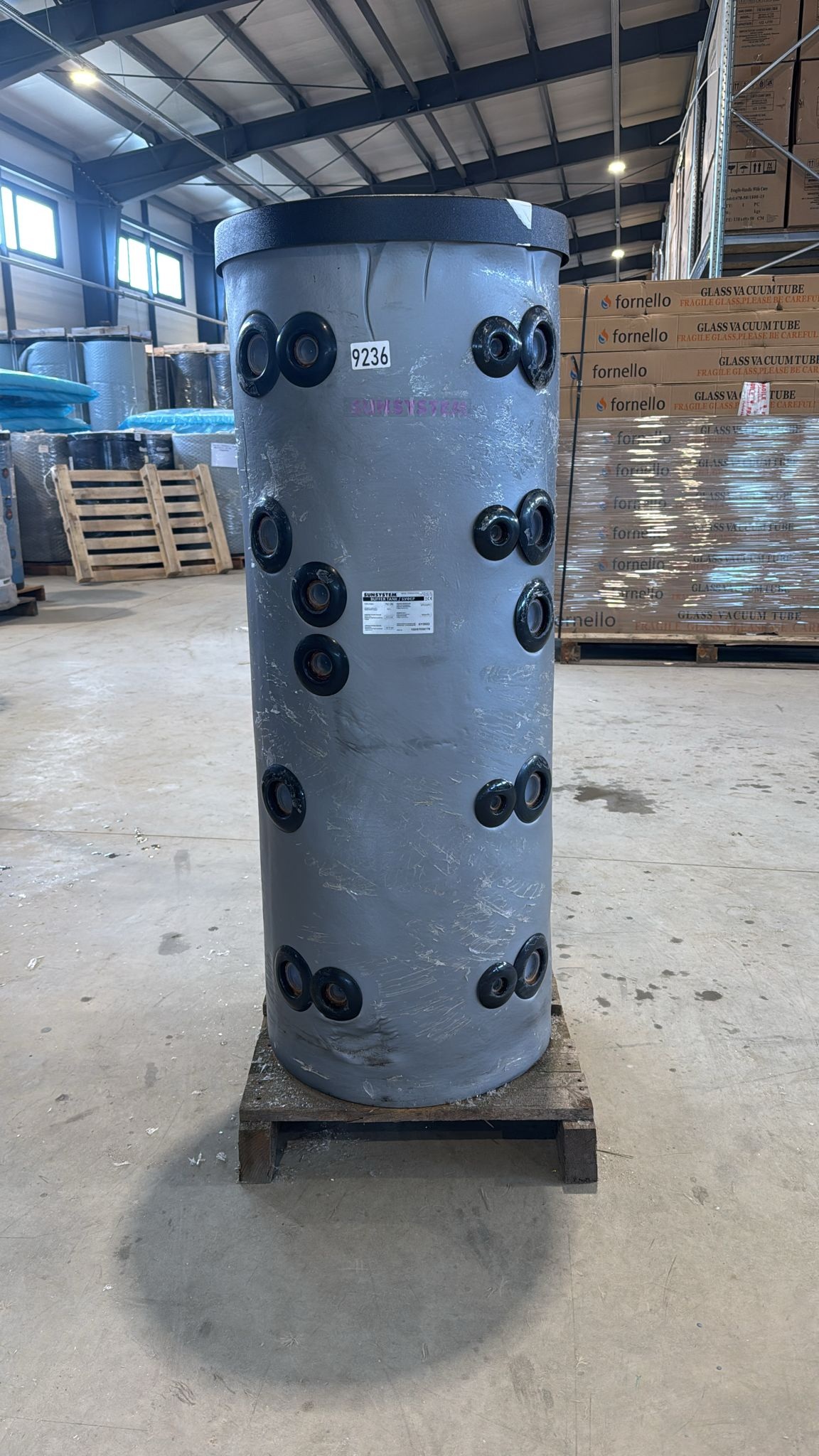 PRODUS RESIGILAT NOU CU DEFECTE ESTETICE DAR IN PERFECTA STARE DE FUNCTIONARE COD 9236 !!! Rezervor de acumulare puffer pentru agent termic cu doua serpentine PS2 150L