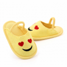 Pantofiori decupati pentru fetite Love Emoticon
