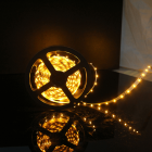 Banda LED Flink LC flexibila 60 leduri m lumina calda rola 5 m