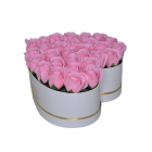 Aranjament floral cutie inima alba cu trandafiri de sapun CULOARE roz