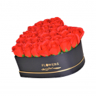 Aranjament floral cutie inima neagra cu trandafiri de sapun CULOARE Al
