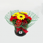 Aranjament floral Ametist cu flori de sapun in cutie rotunda neagra ac