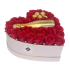 Aranjament floral Opulence cutie inima cu trandafiri de sapun rosu des