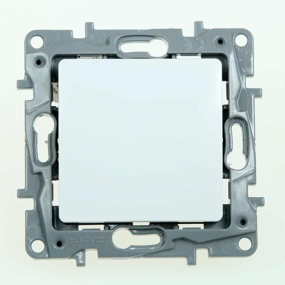 Intrerupator simplu, Legrand Niloe, 764500, 10AX - 250V, alb