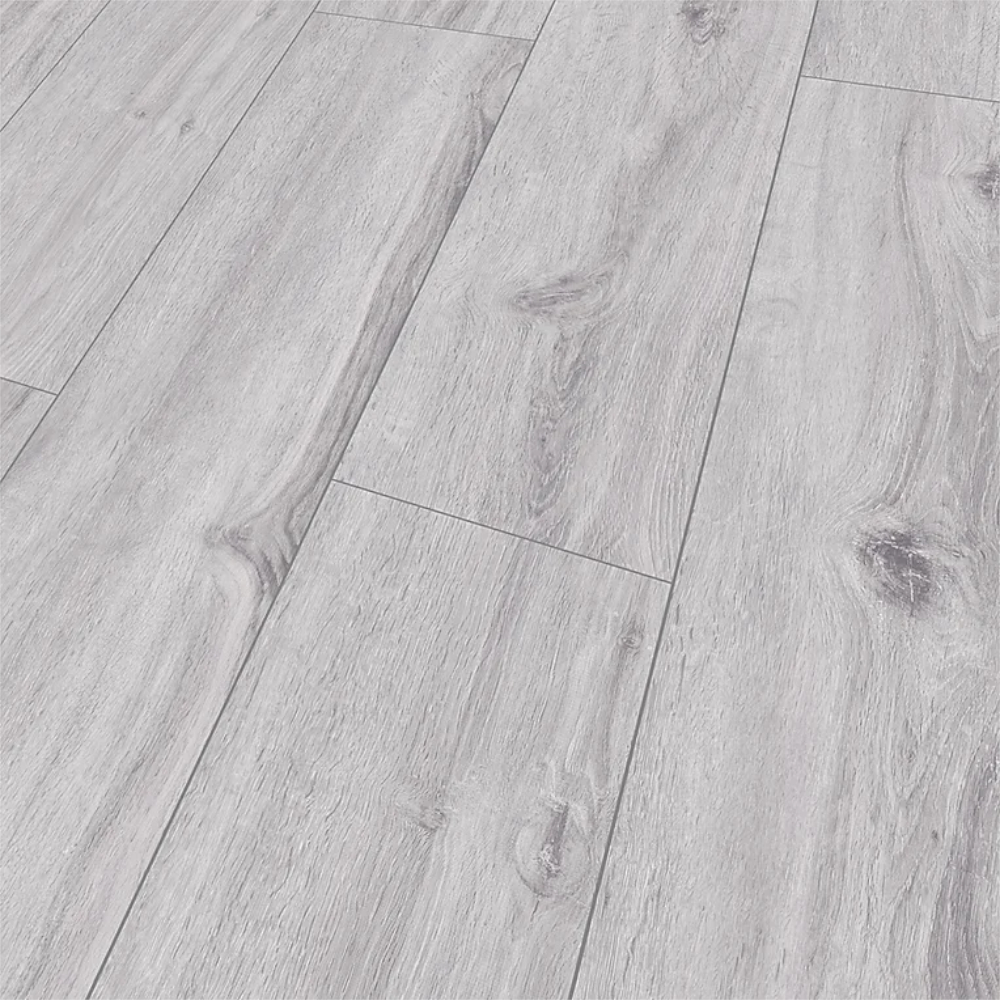 Parchet laminat 8 mm Falquon Wood Arctic Gri Q1026, nuanta deschisa, aspect lucios, gri deschis, clasa de trafic 32, click, 1220 x 193 mm