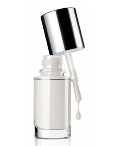 Lac de unghii Clinique, A Different Nail Enamel, 9ml (Culoare produse: 11 Concrete Jungle)