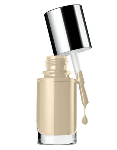 Lac de unghii Clinique, A Different Nail Enamel, 9ml (Culoare produse: 01 Call My Buff)