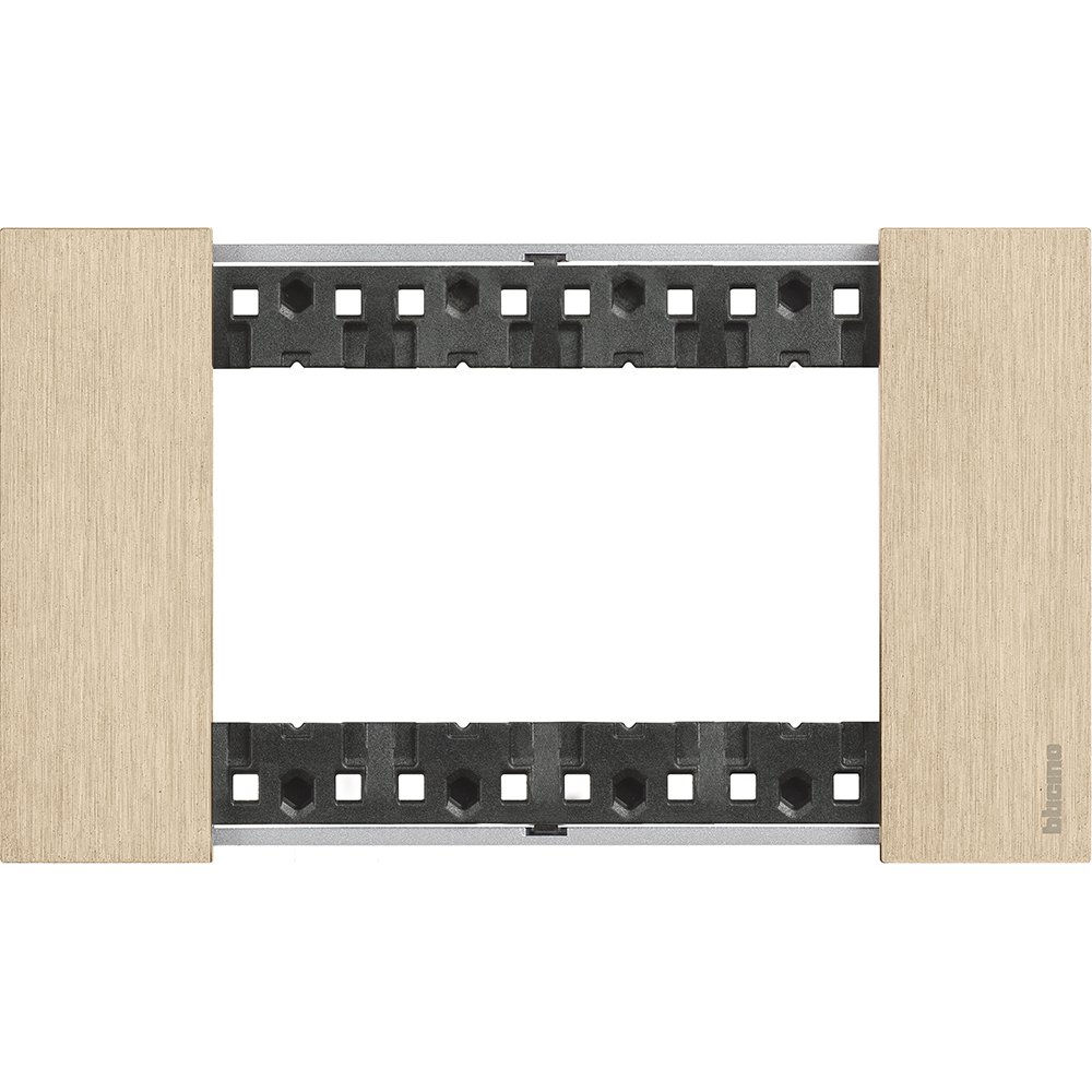 Rama ornament 4 module Bticino Living Now KA4804ZW, auriu