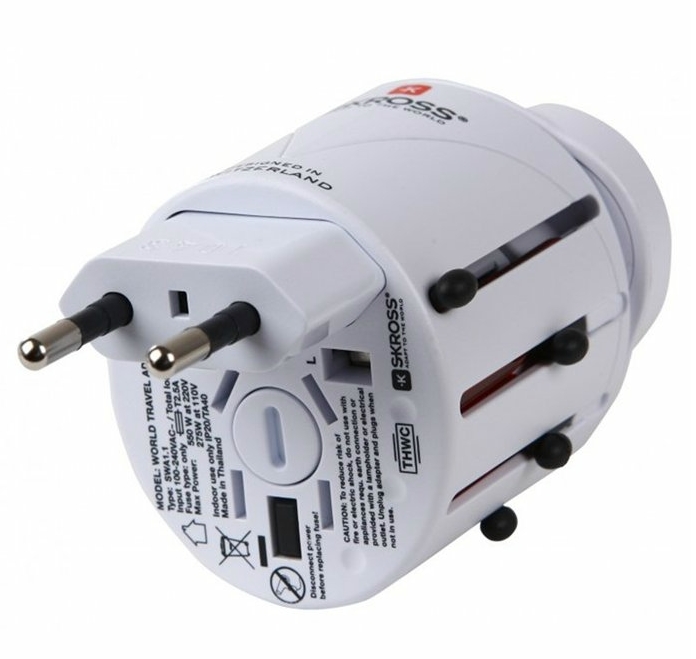 Adaptor priza universal 2P Skross, intrare 3 poli, iesire 2 poli 'ADAPT-PLUG-UNIV/2P-SKRS'
