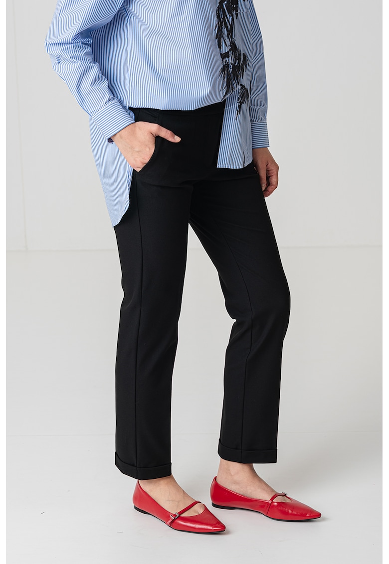 Oferte la Pantaloni crop drepti - Negru