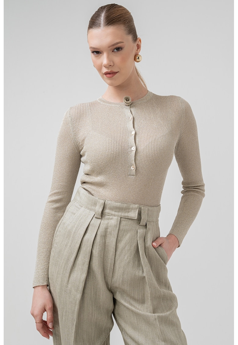 Oferte la Pulover slim fit cu striatii si fenta cu nasturi Lazise - Auriu/Kaki