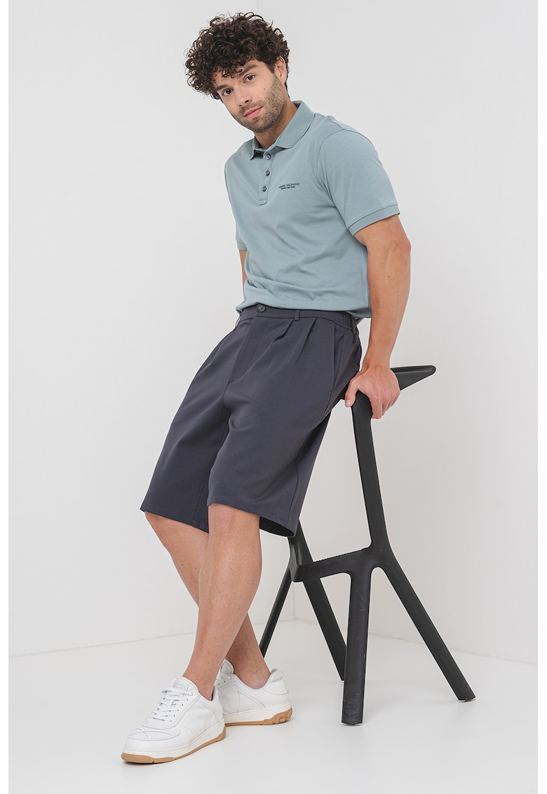 Oferte la Pantaloni scurti cu pliuri - Gri inchis