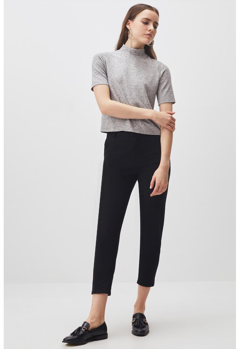Pantaloni capri cu talie inalta - Negru