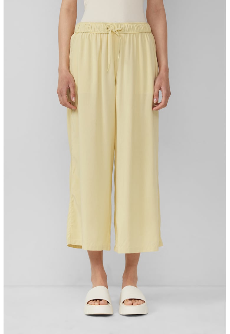 Oferte la Pantaloni crop cu croiala ampla - Galben deschis