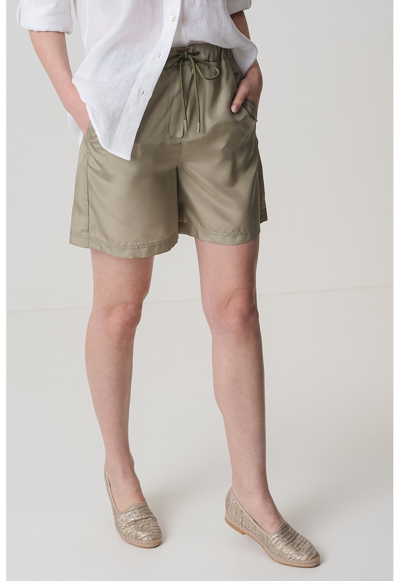 Pantaloni scurti din matase cu talie inalta si snur - Verde deschis