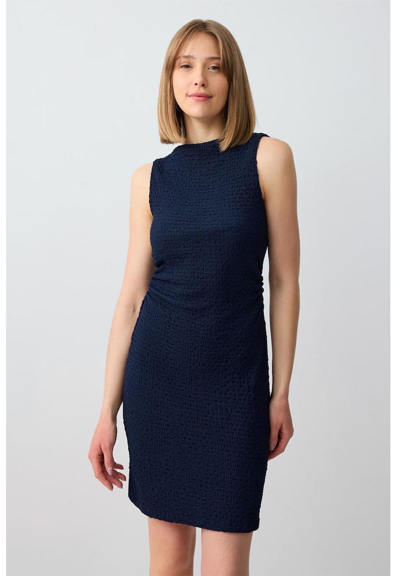 Rochie fara maneci cu model uni - Bleumarin