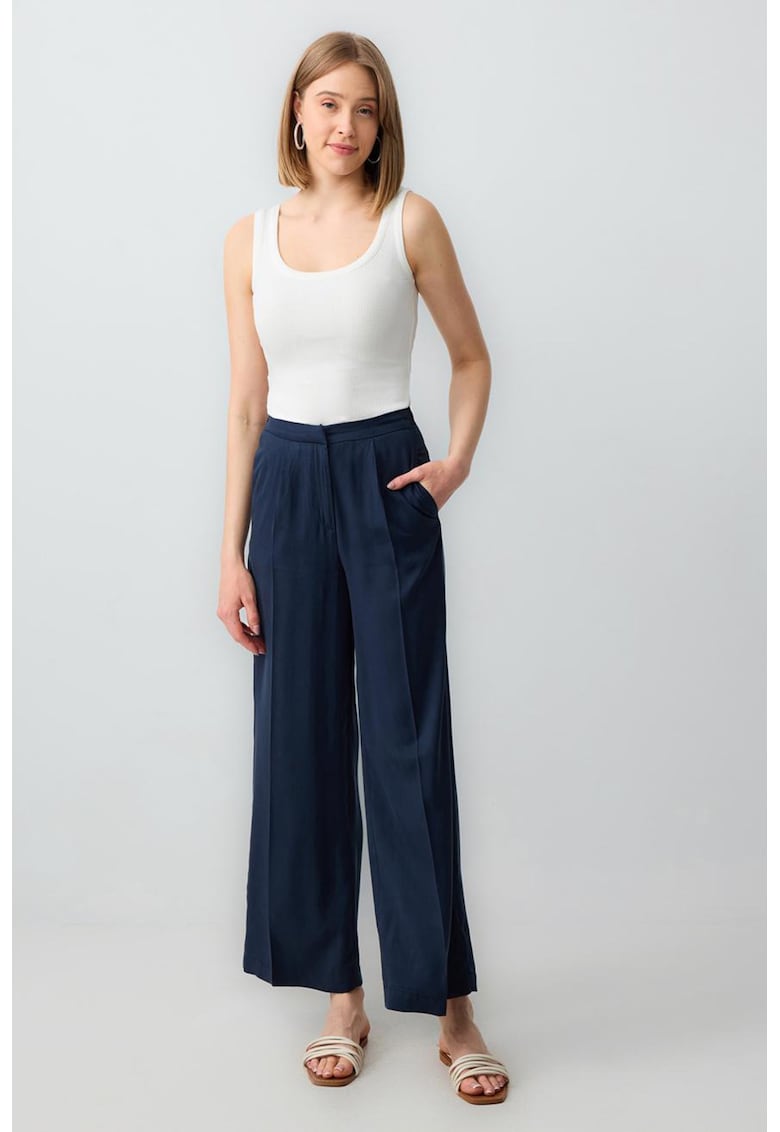 Pantaloni evazati cu model uni - Albastru ultramarin