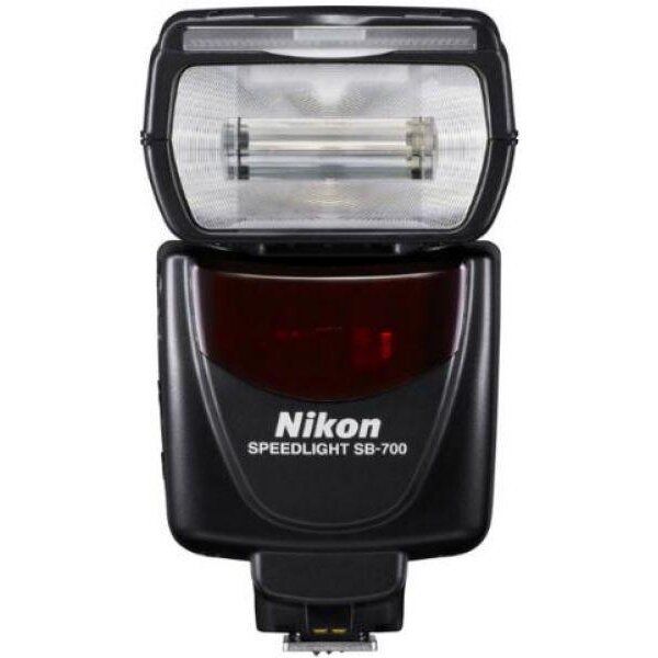 Blit Nikon Sb-700