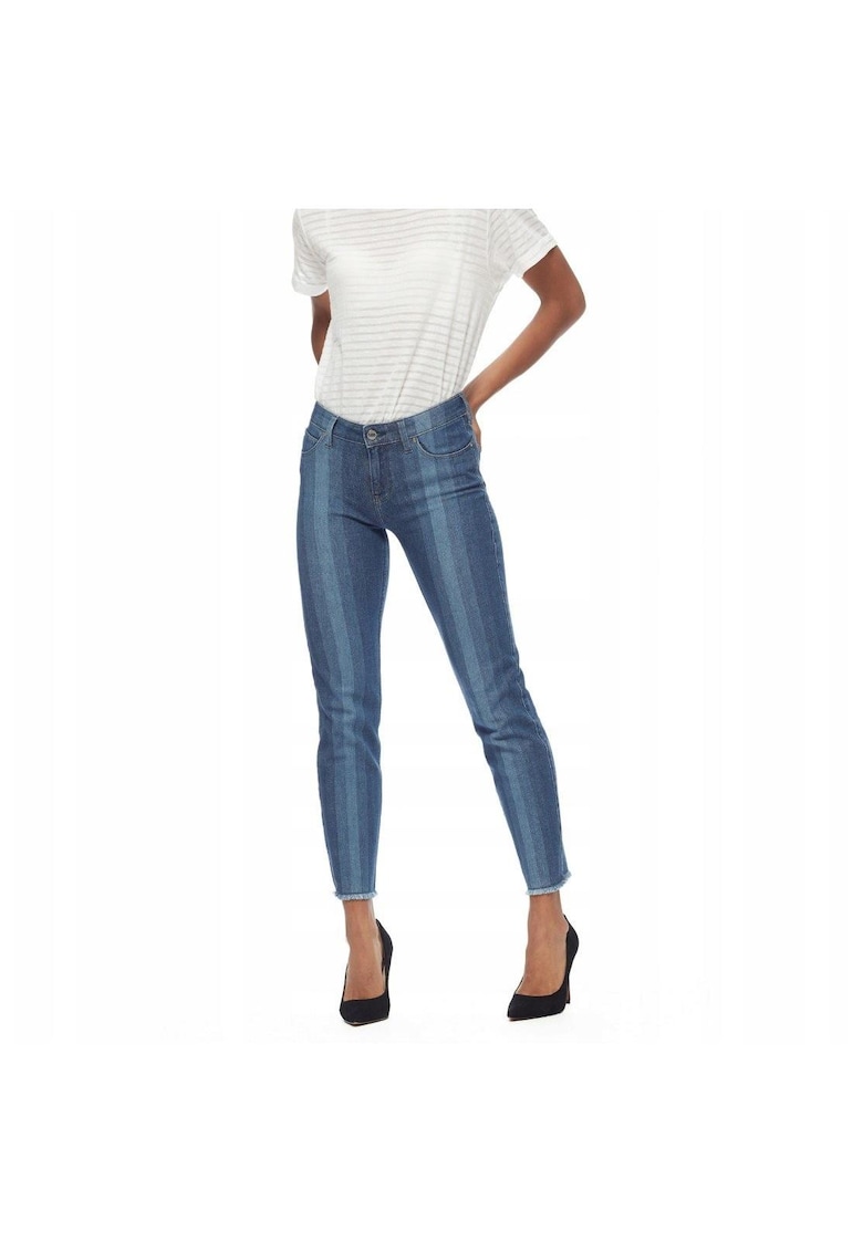 Blugi Dama -  Elly Cropped W29-L31 - Bumbac - Zipper - Lung - 5 Buzunare 2 Mari 2 Medii Exterioare1 Mic Interior - Talie Medie / Regulata - Albastru