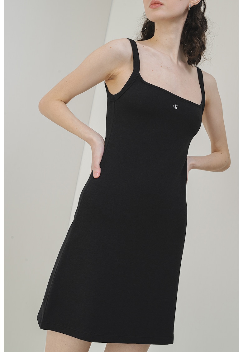 Rochie mini fara maneci cu decolteu patrat