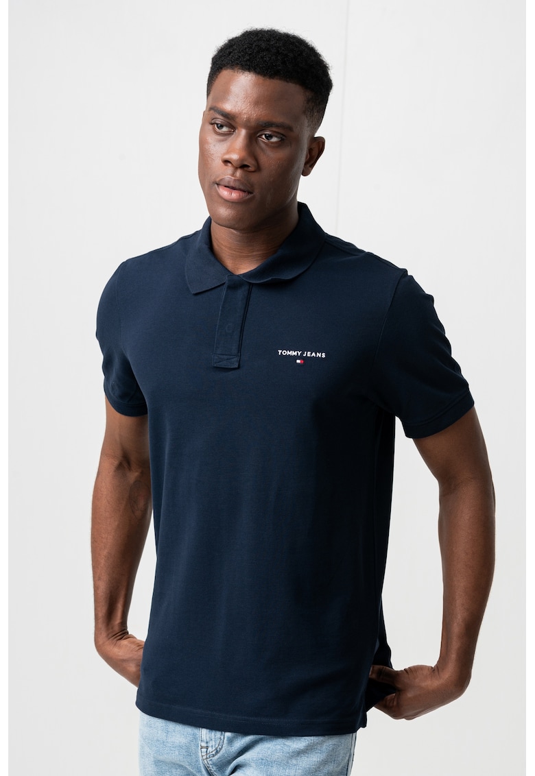 Tricou polo cu logo discret