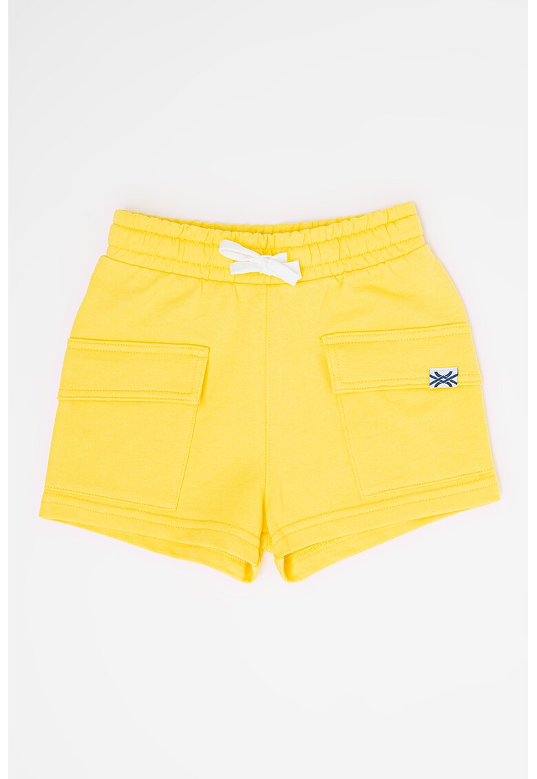Pantaloni scurti cu snur si buzunare - Galben