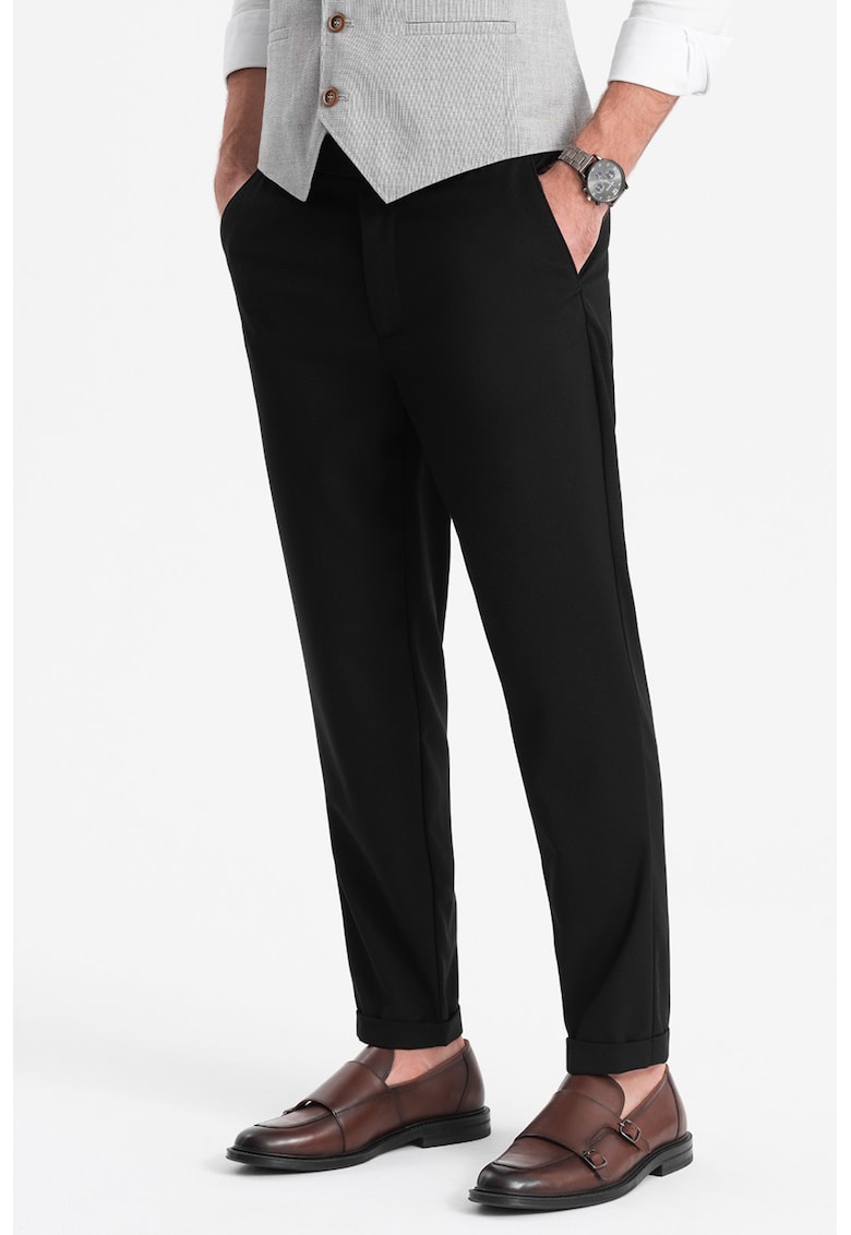 Pantaloni chino cu buzunare oblice - Negru