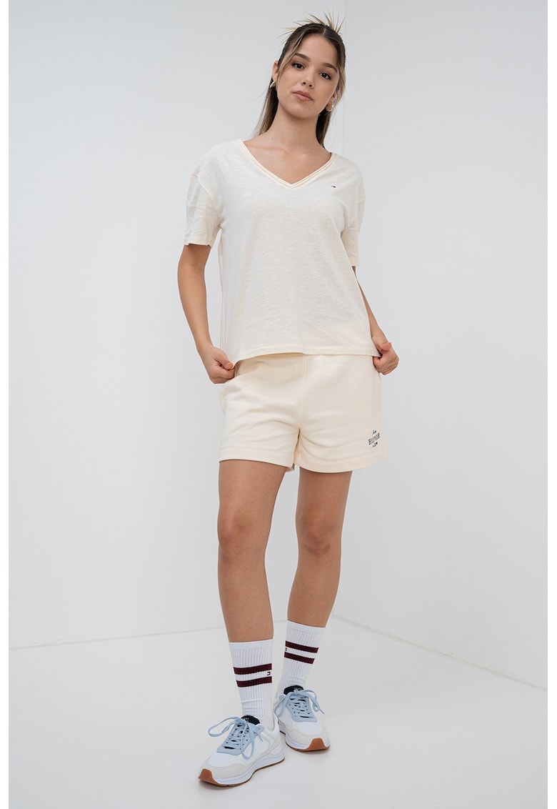 Tricou lejer cu decolteu in V - Galben pal