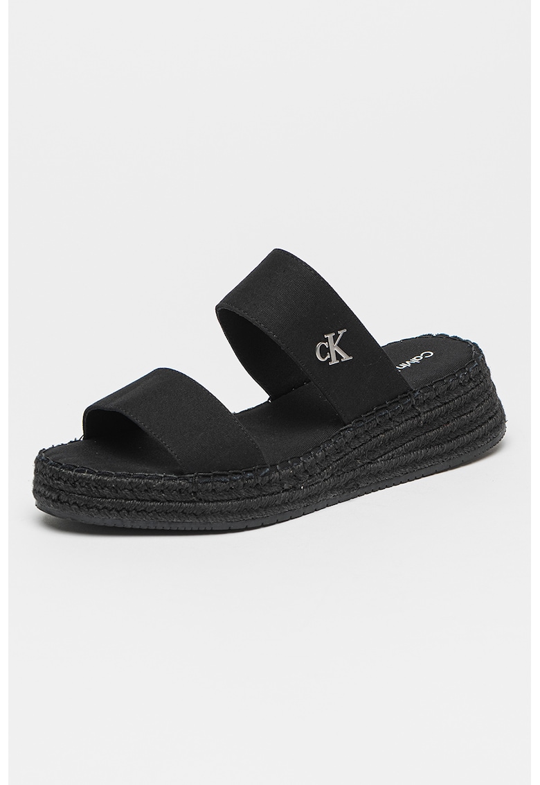 Papuci cu talpa wedge si monograma metalica discreta - Negru