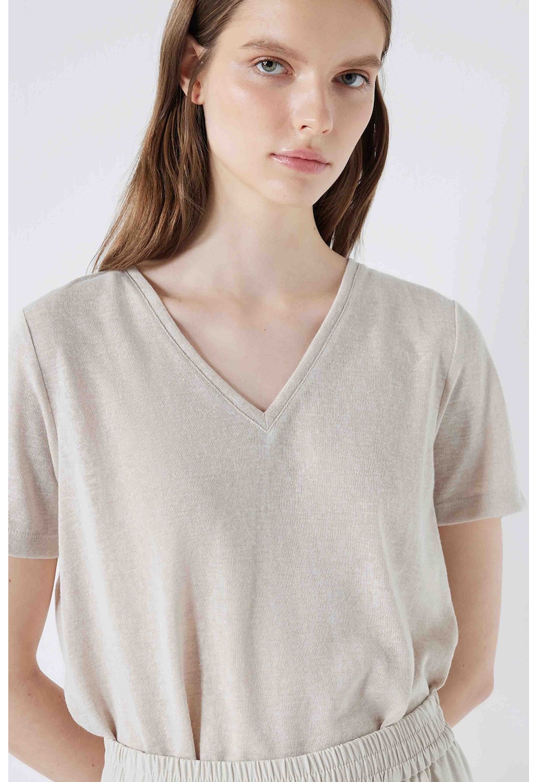 Tricou cu model uni si decolteu in V - Maro nisip
