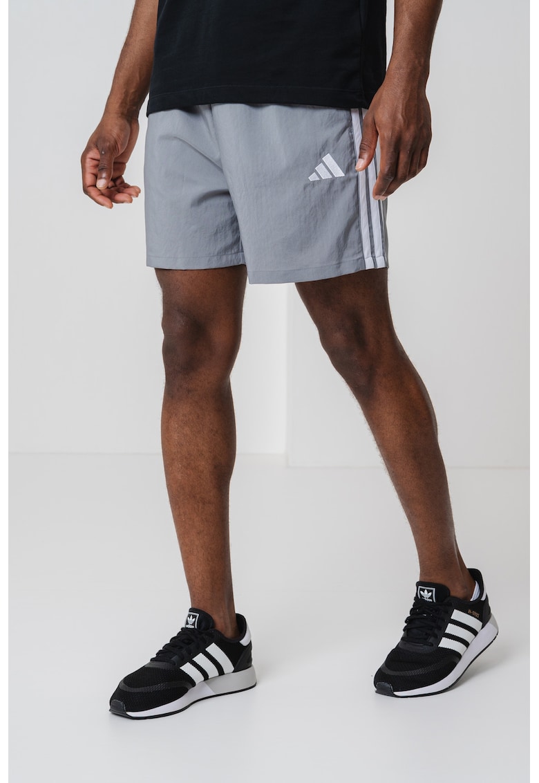 Pantaloni scurti cu benzi laterale cu logo Chelsea - Alb/Gri