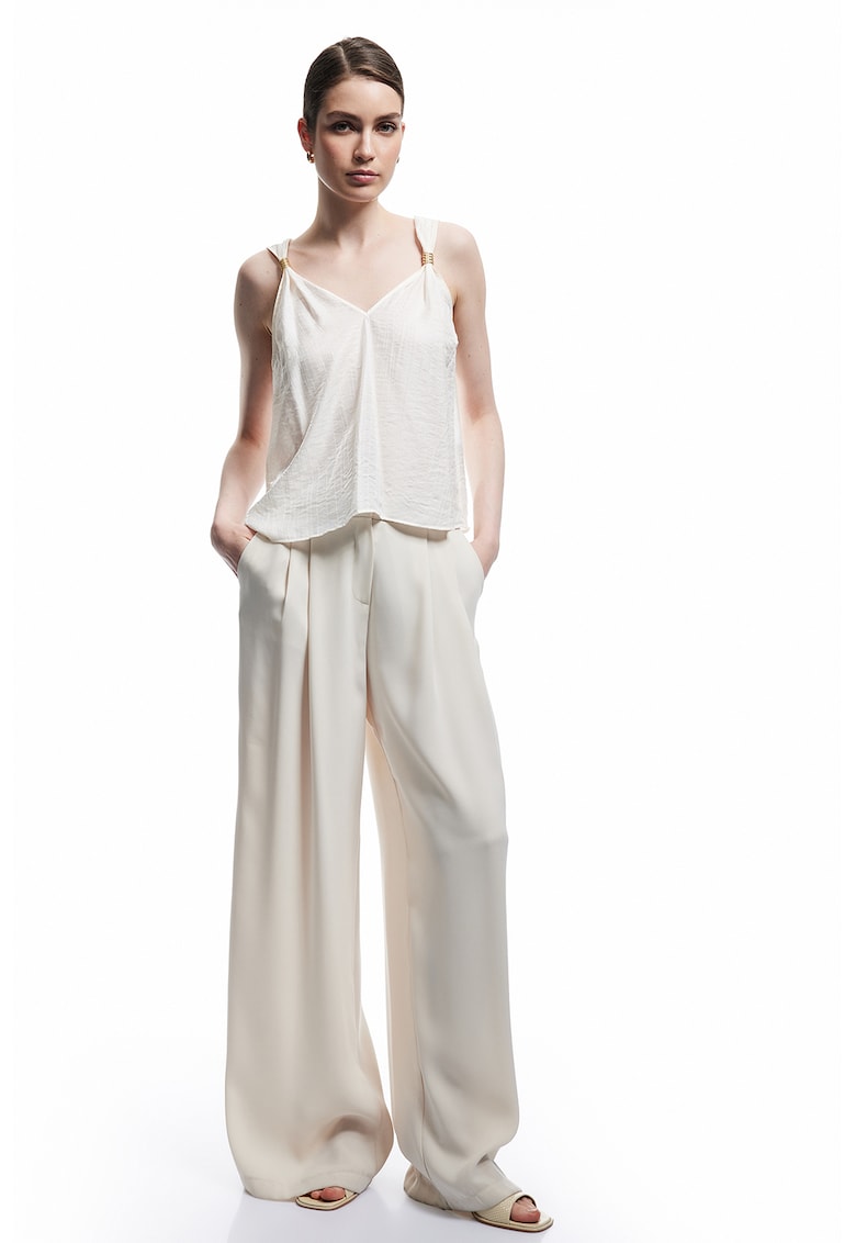 Bluza cu decolteu in V - fara maneci - Crem