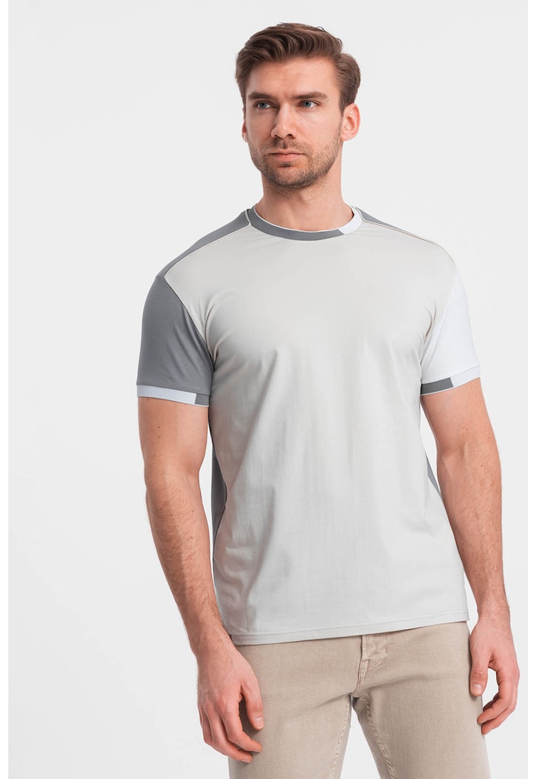 Tricou cu decolteu la baza gatului si model colorblock - Gri