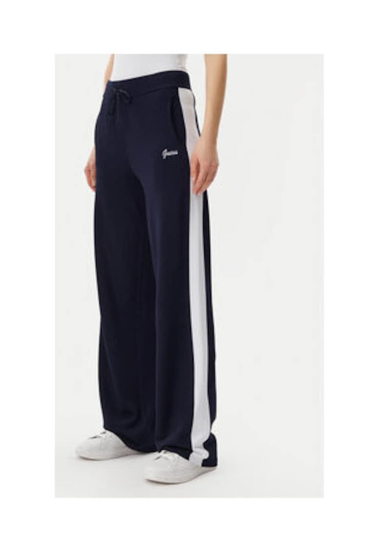 Pantaloni de trening cu buzunare
