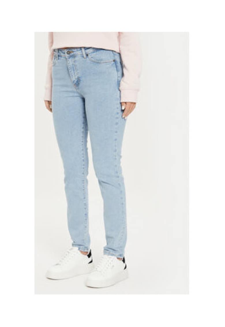 Blugi din denim slim fit cu talie medie cu buzunare