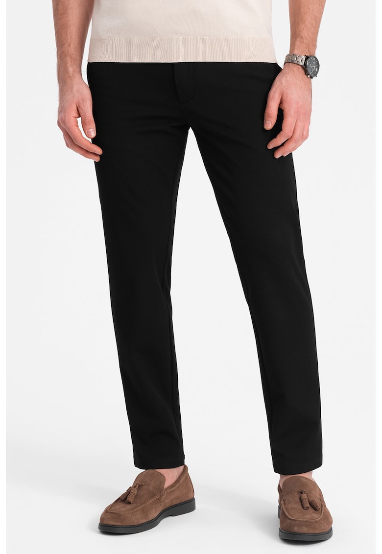 Pantaloni drepti