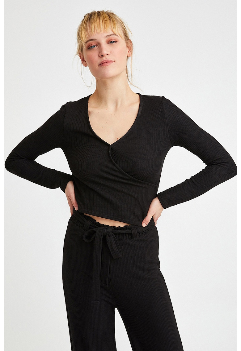 Bluza crop cu maneci lungi si decolteu in V - Negru