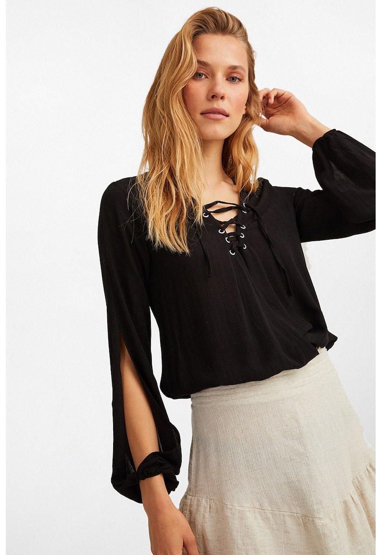 Bluza cu decupaje pe maneci - Negru