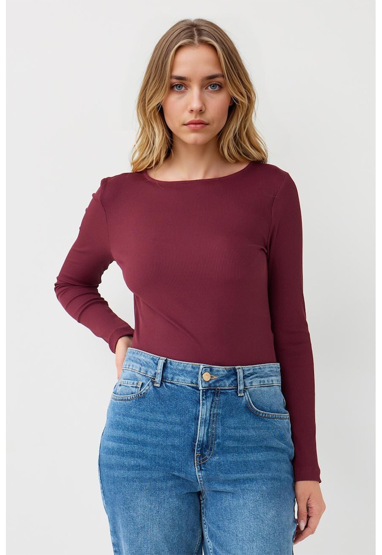 Bluza slim-fit cu decolteu rotund - Visiniu