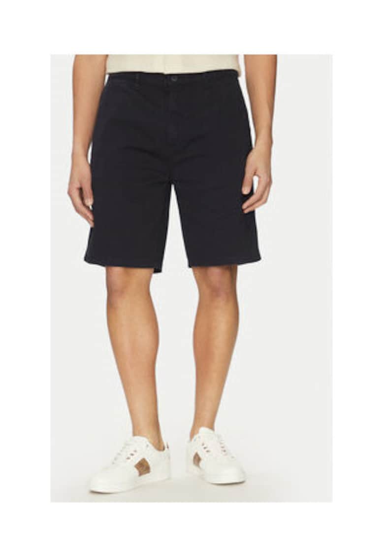 Pantaloni scurti cu buzunare -