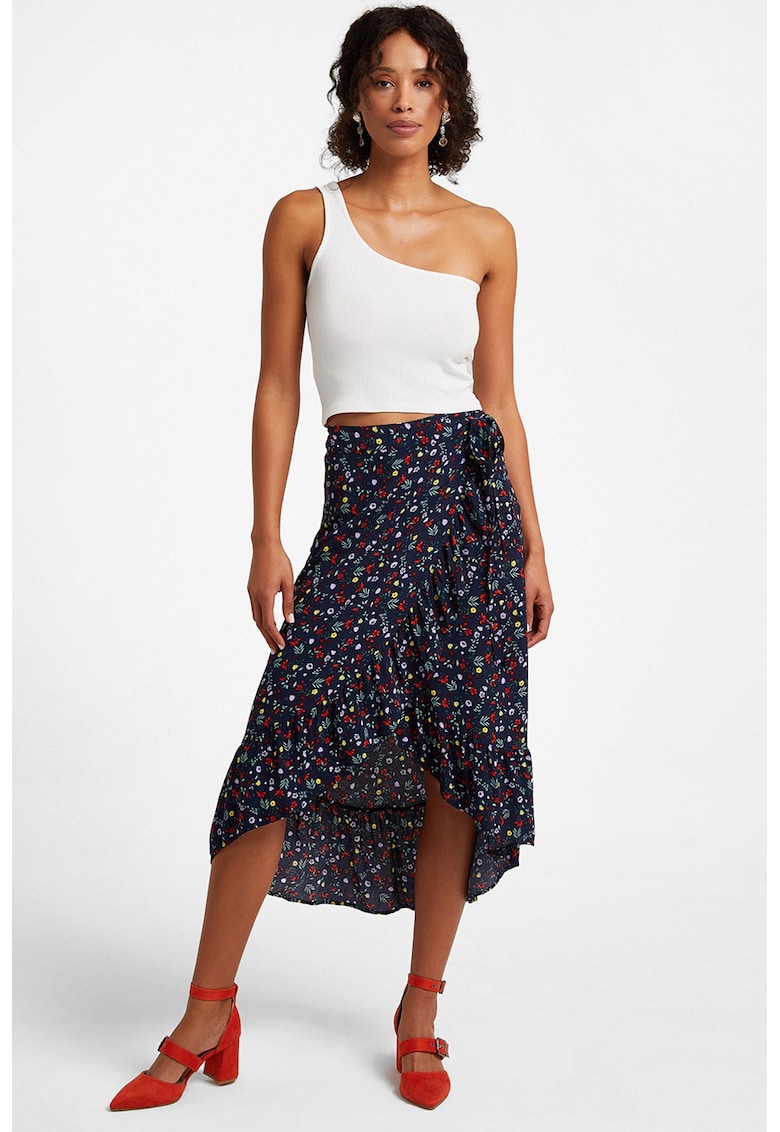 Top crop cu decolteu pe un umar - Alb