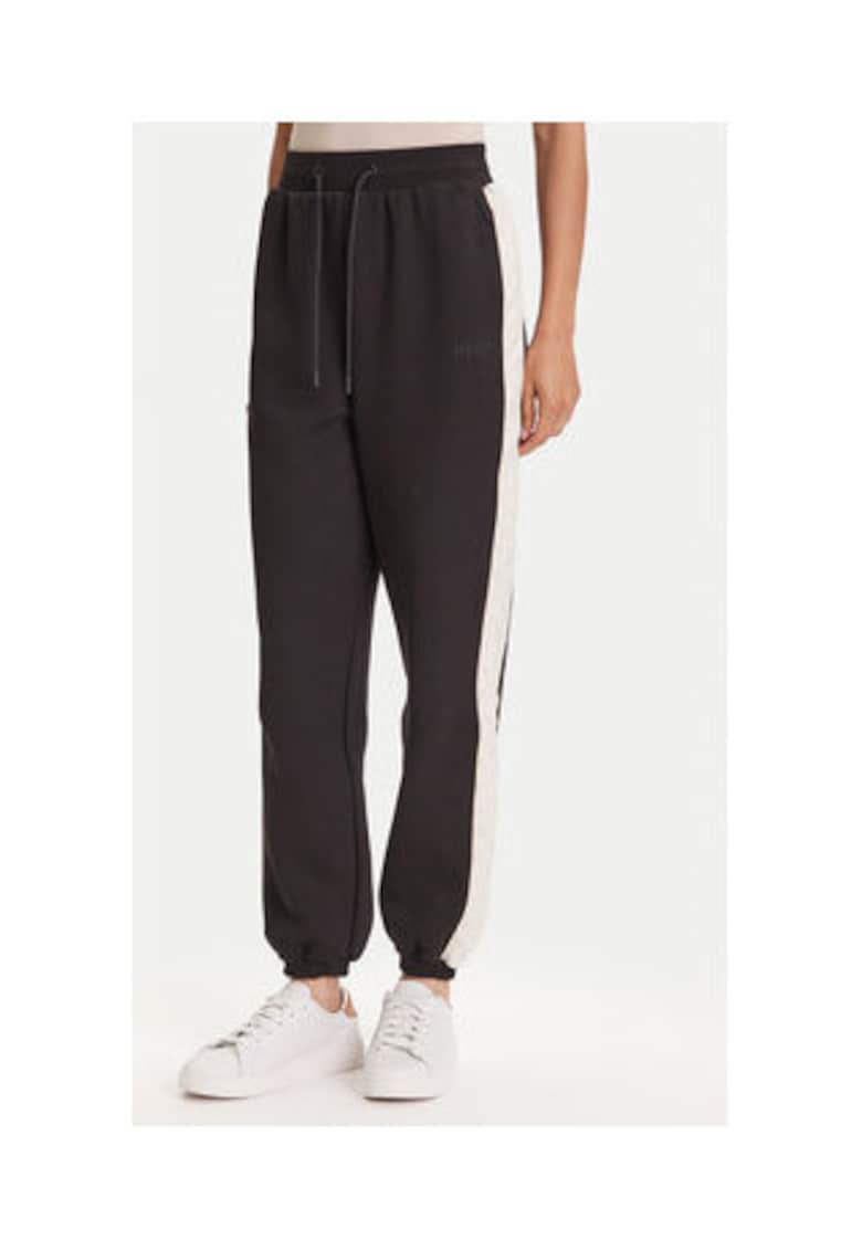 Pantaloni de trening relaxed fit cu benzi laterala contrastanta si talie inalta cu snur