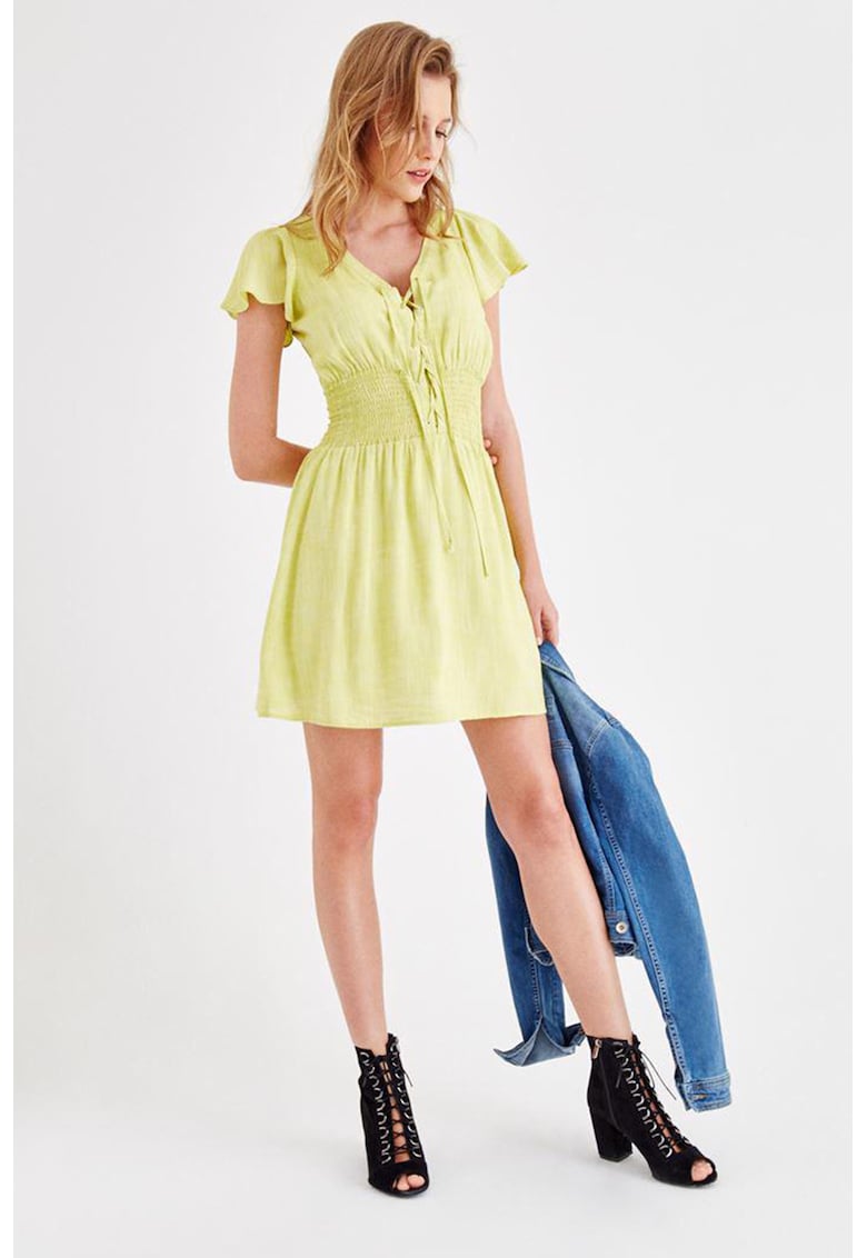 Rochie mini cu decupaje pe umeri - Galben pai