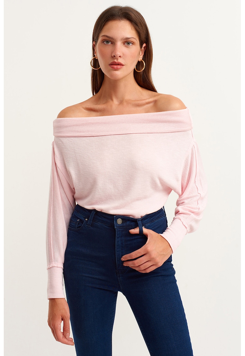 Pulover cu decolteu pe umeri si model uni - Roz deschis