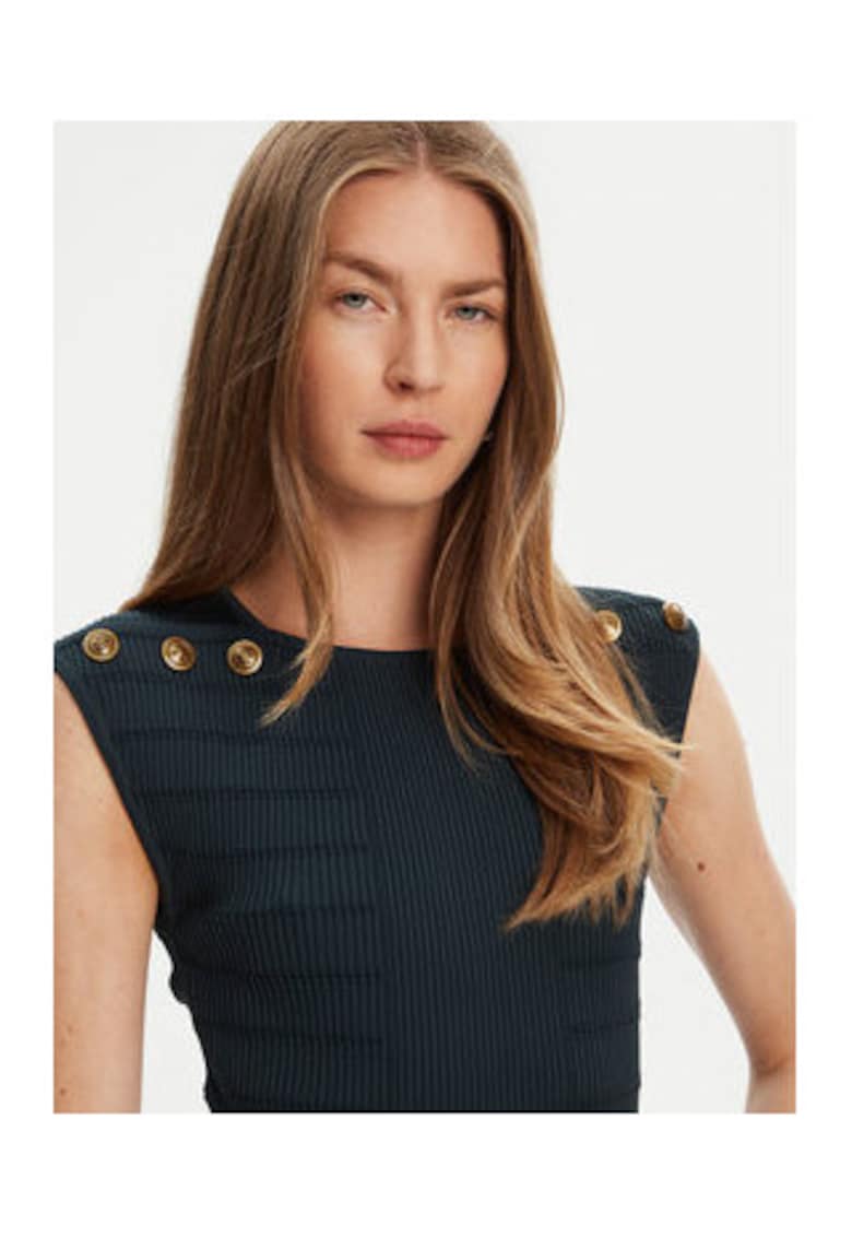 Bluza din tricot cu striatii si nasturi decorativi pe umeri - fara maneci