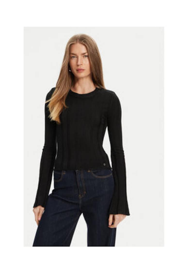 Pulover regular fit tricotat cu decolteu la baza gatului