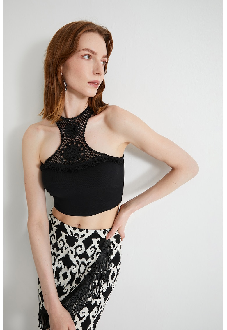 Top crop cu garnituri de dantela crosetata - Negru