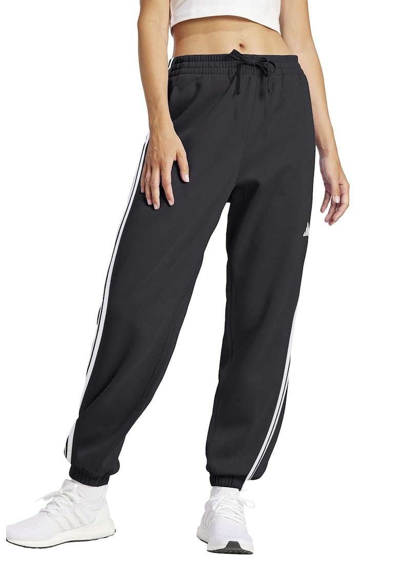 Pantaloni de trening cu buzunare laterale Essentials - Negru